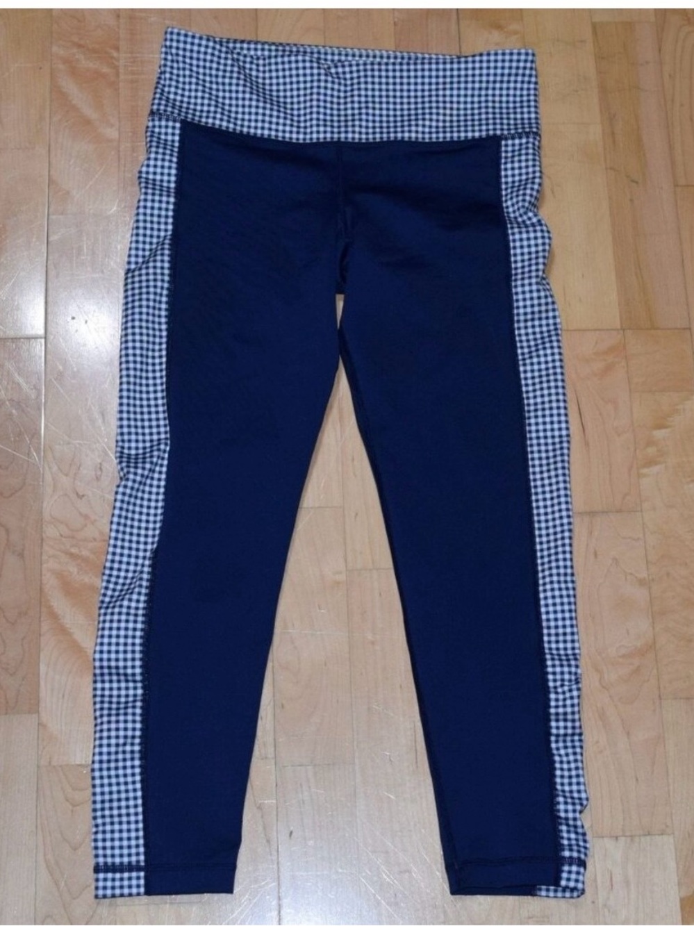 Vineyard Vines Navy Leggings with White Gingham Side Panels